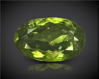 Natural Peridot Certified 5.14 CTS (9528)